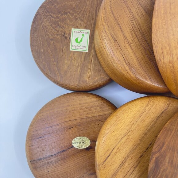 vintage handcrafted teak salad bowls set of 8 and serving utensils - Picture 3 of 5